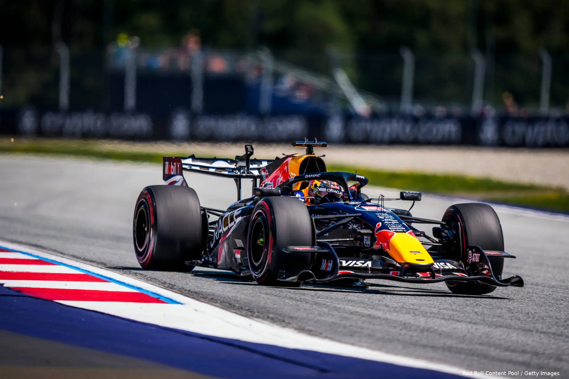 max-verstappen-red-bull-oostenrijk-vrijdag (2)