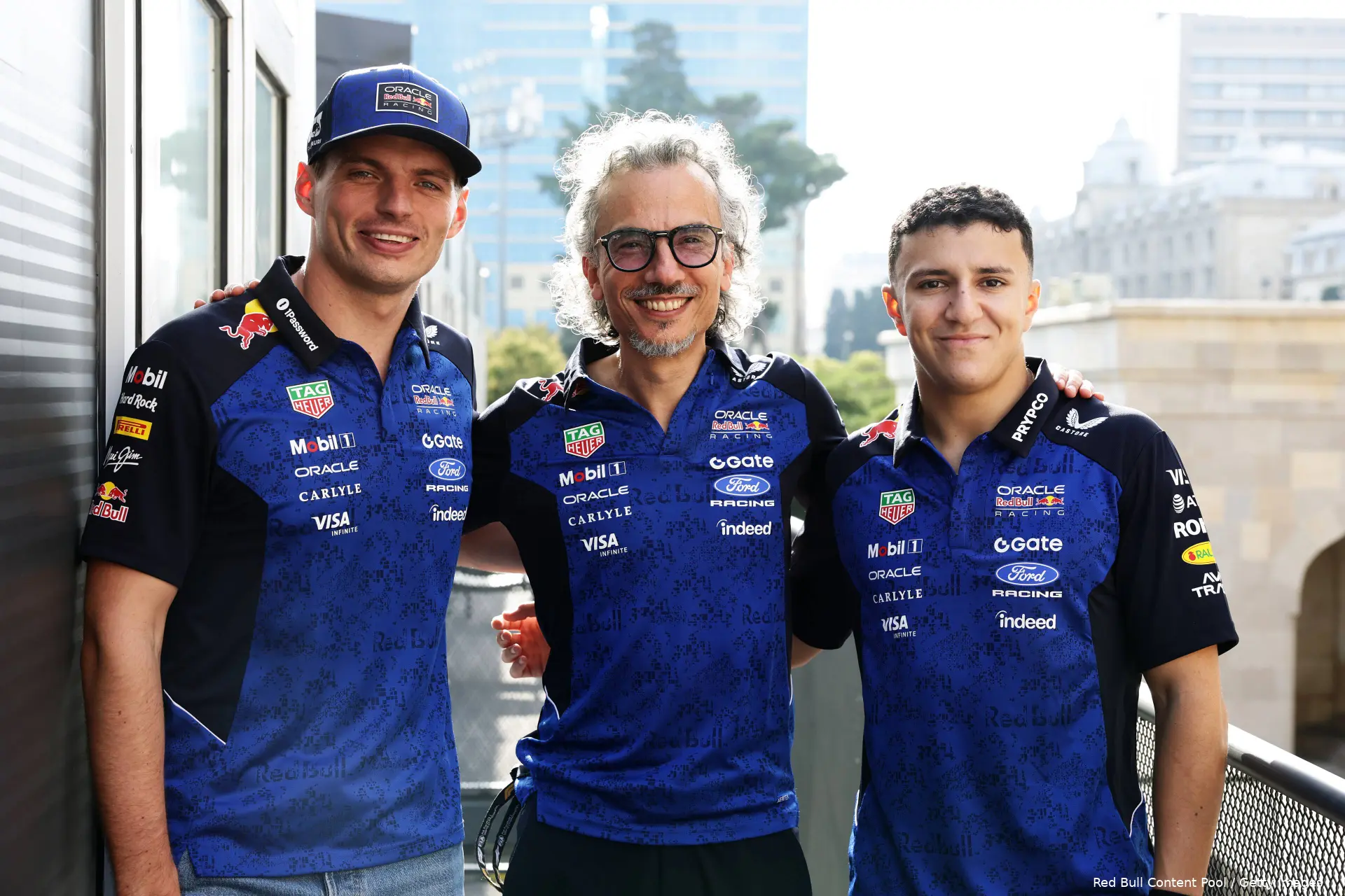 max-verstappen-laurent-mekies-isack-hadjar-red-bull-bakoe-woensdag-2026