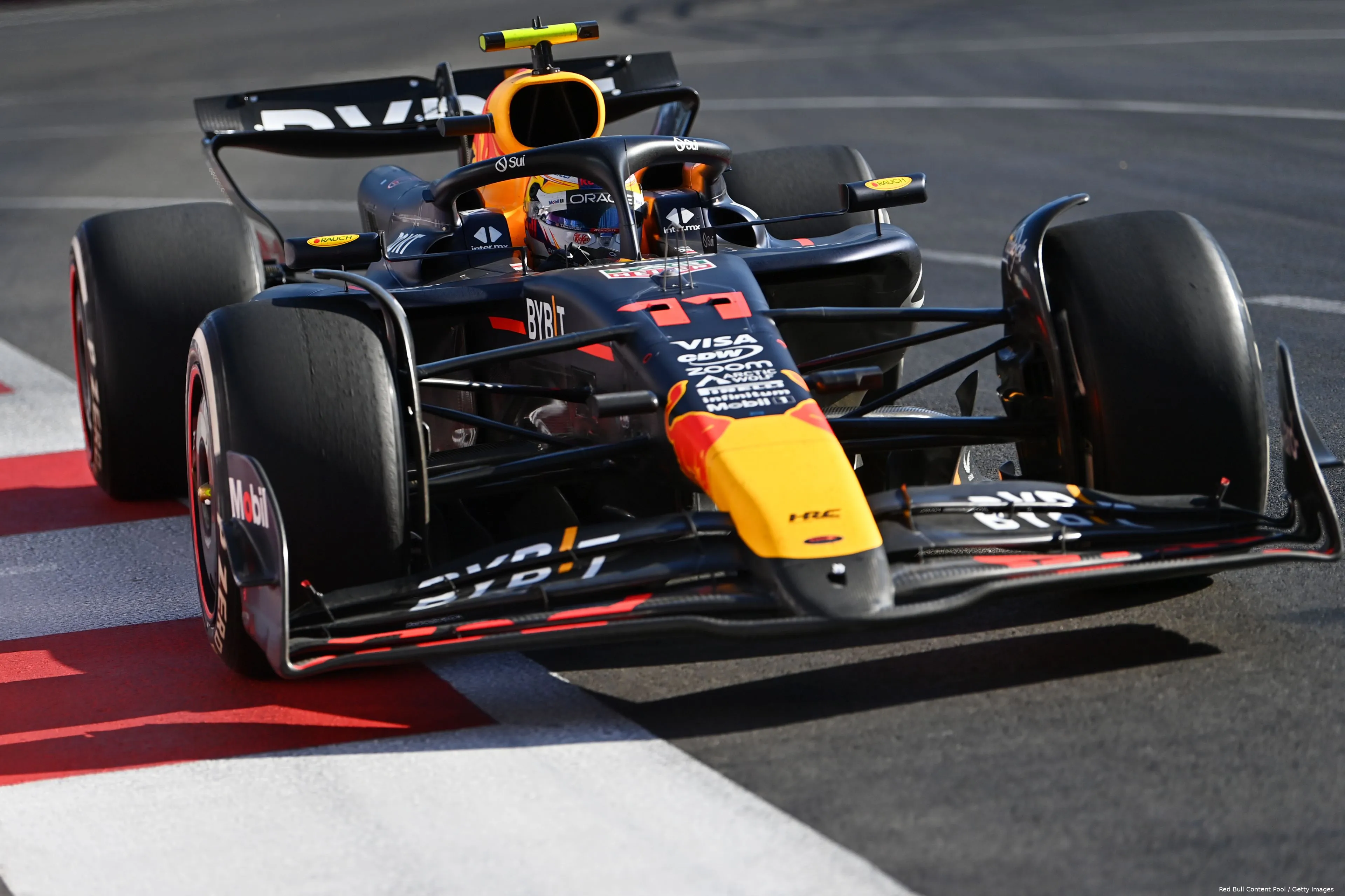 red bull racing sergio perez gp azerbeidzjan zondag 2024 13
