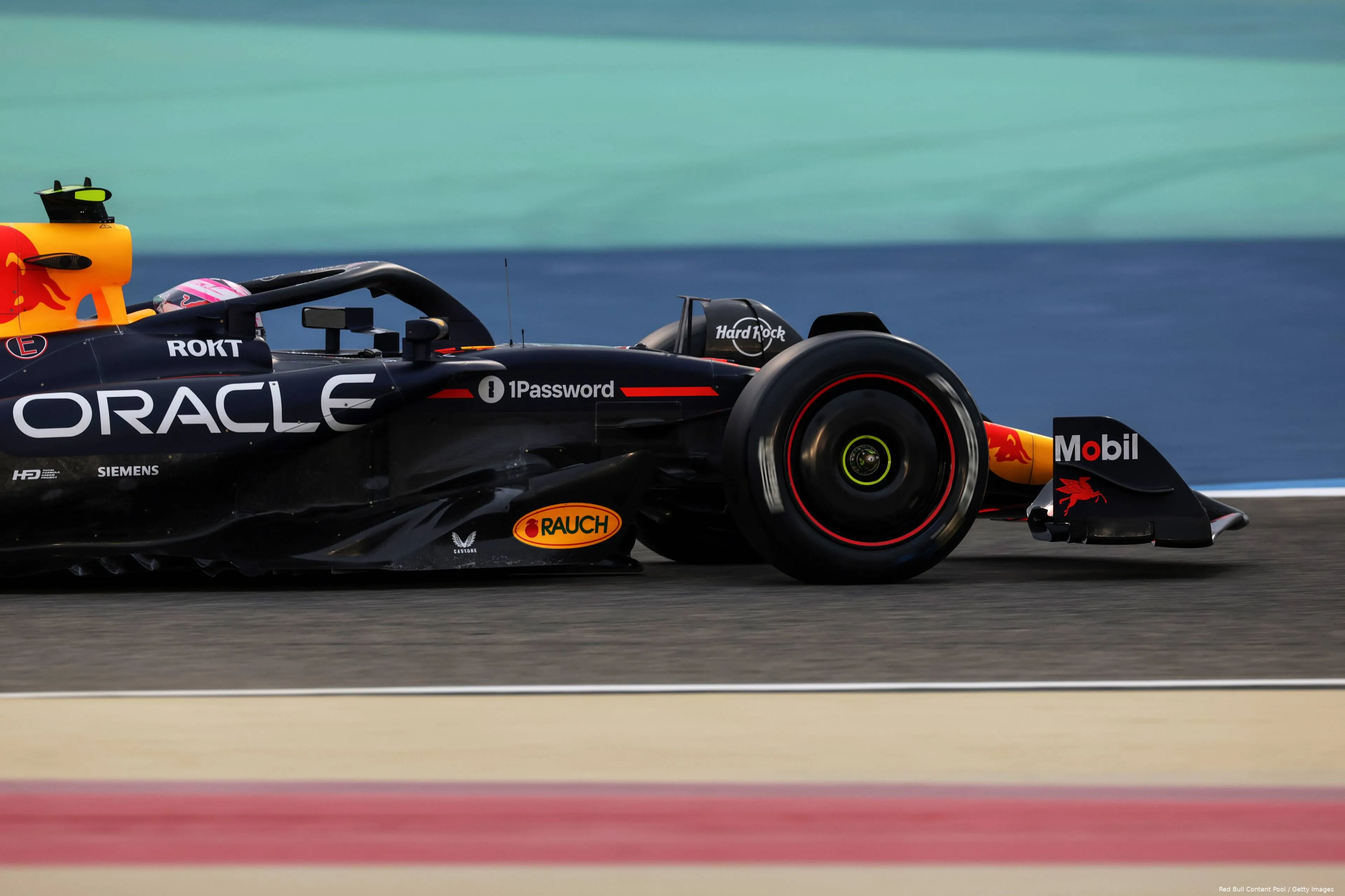 liam lawson rb21 red bull racing bahrein wintertest 2025 114