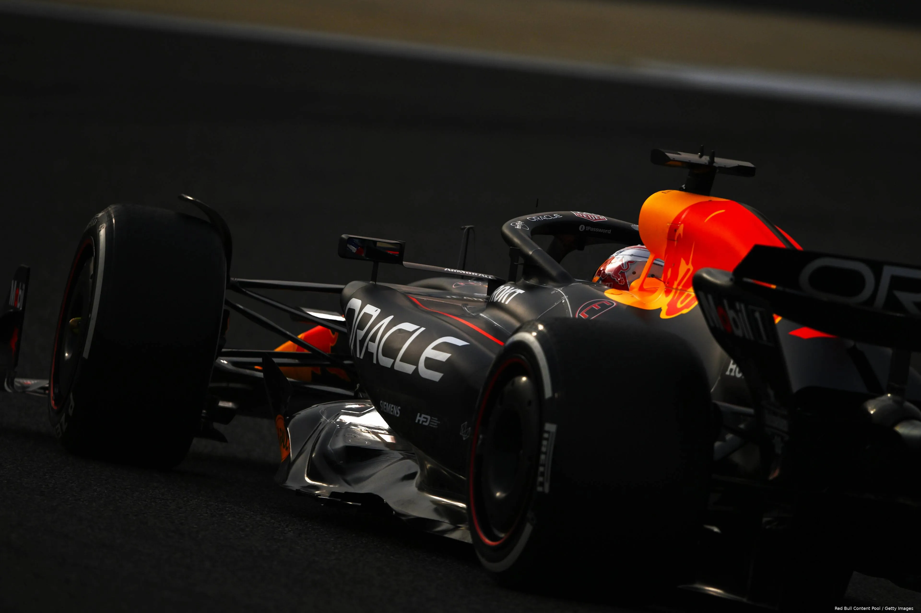 mooi max verstappen rb21 bahrein wintertest red bull racing 12 144