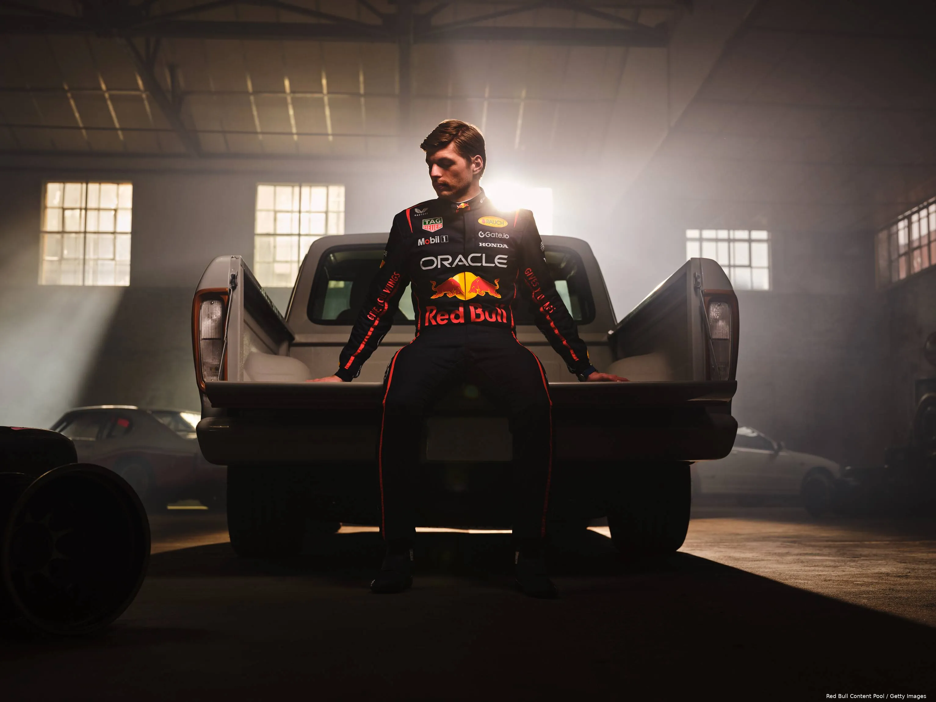 red bull racing launch 2025 o2 max verstappen 1