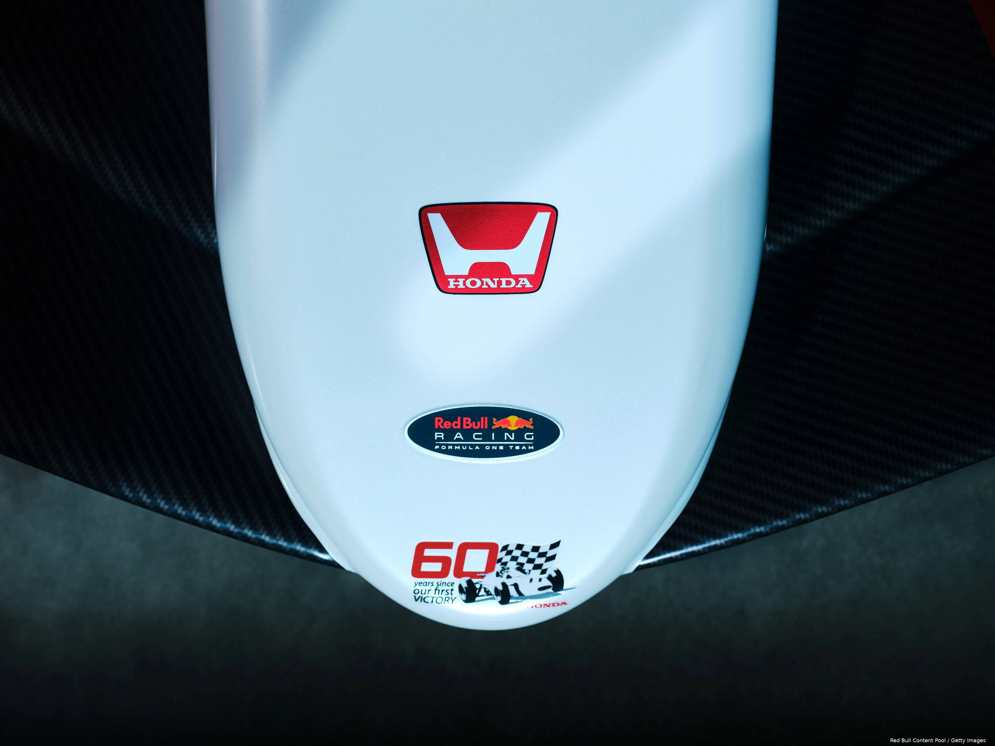 rb21 speciale livery red bull racing honda japan 2025 16 max verstappen