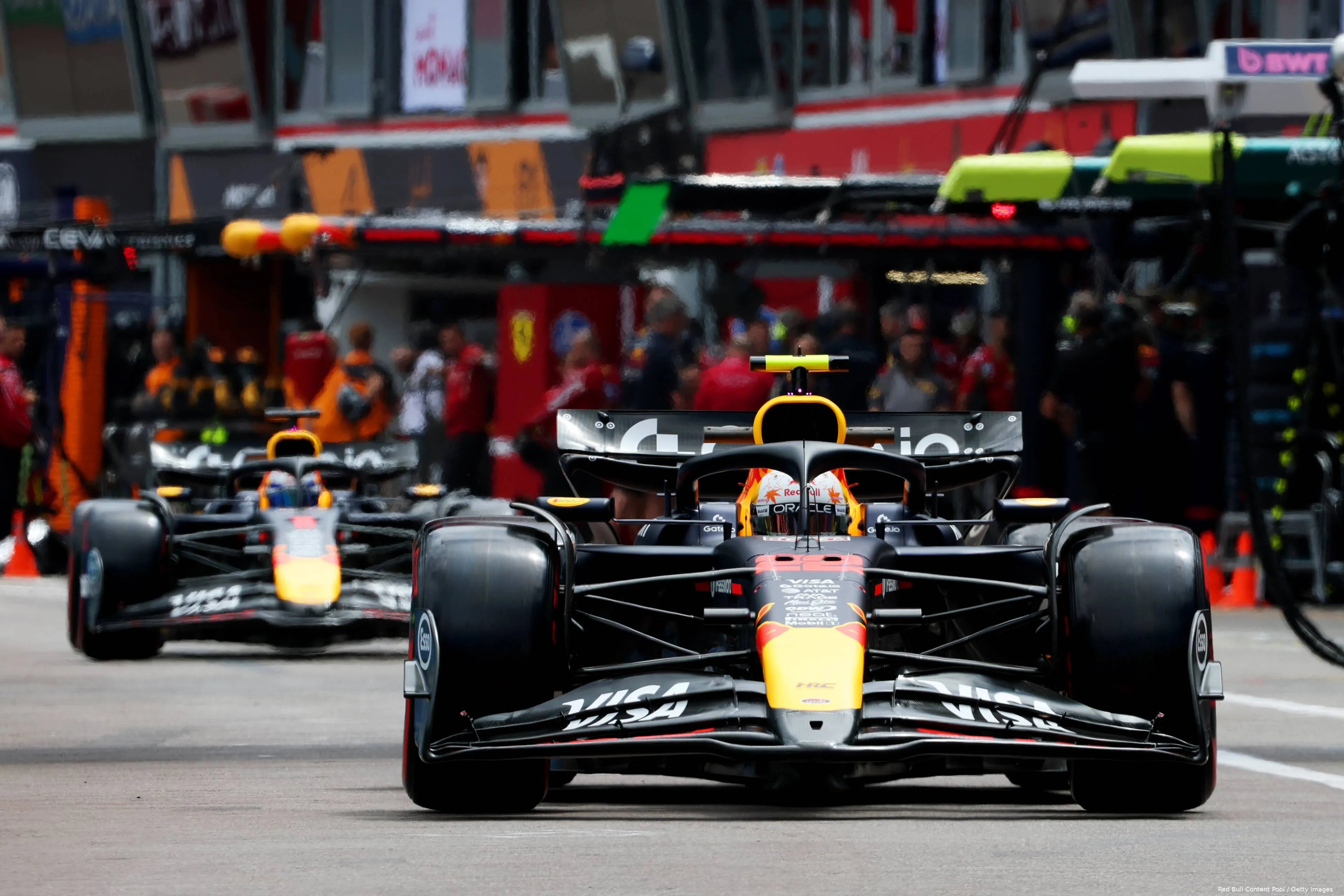 max verstappen yuki tsunoda rb21 red bull racing 2025 monaco vrijdag training