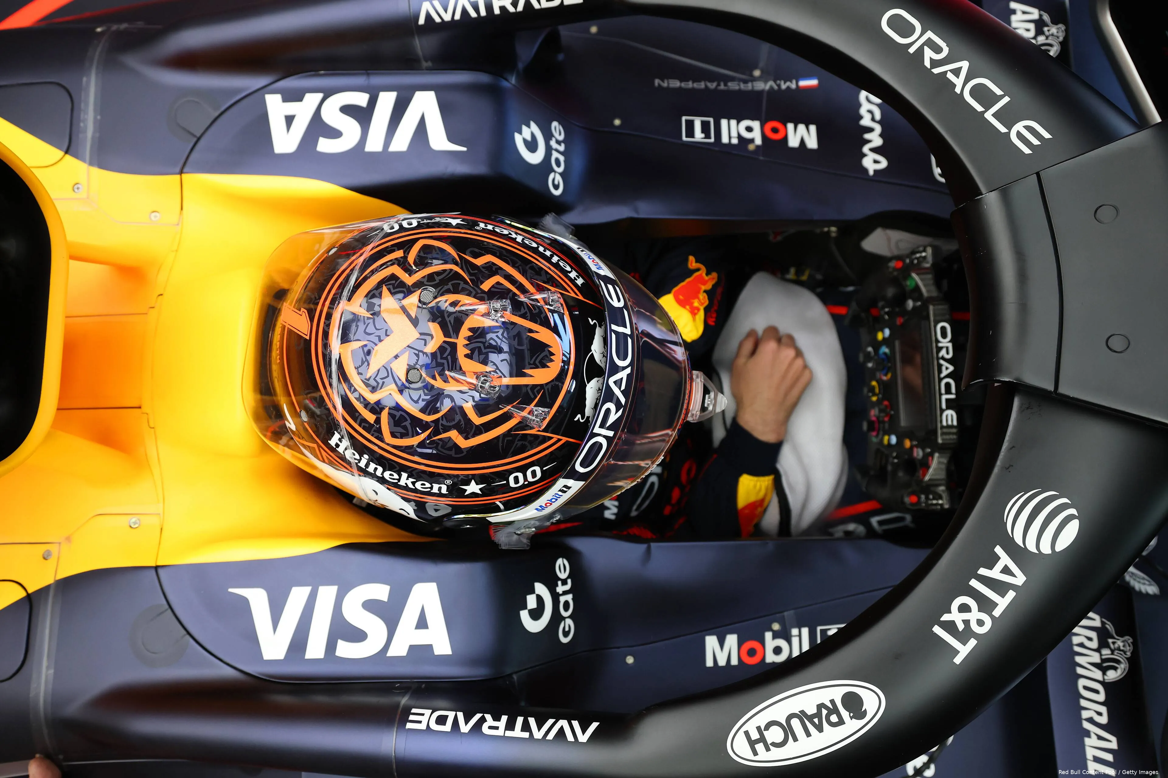 max verstappen helm red bull racing oostenrijk 13