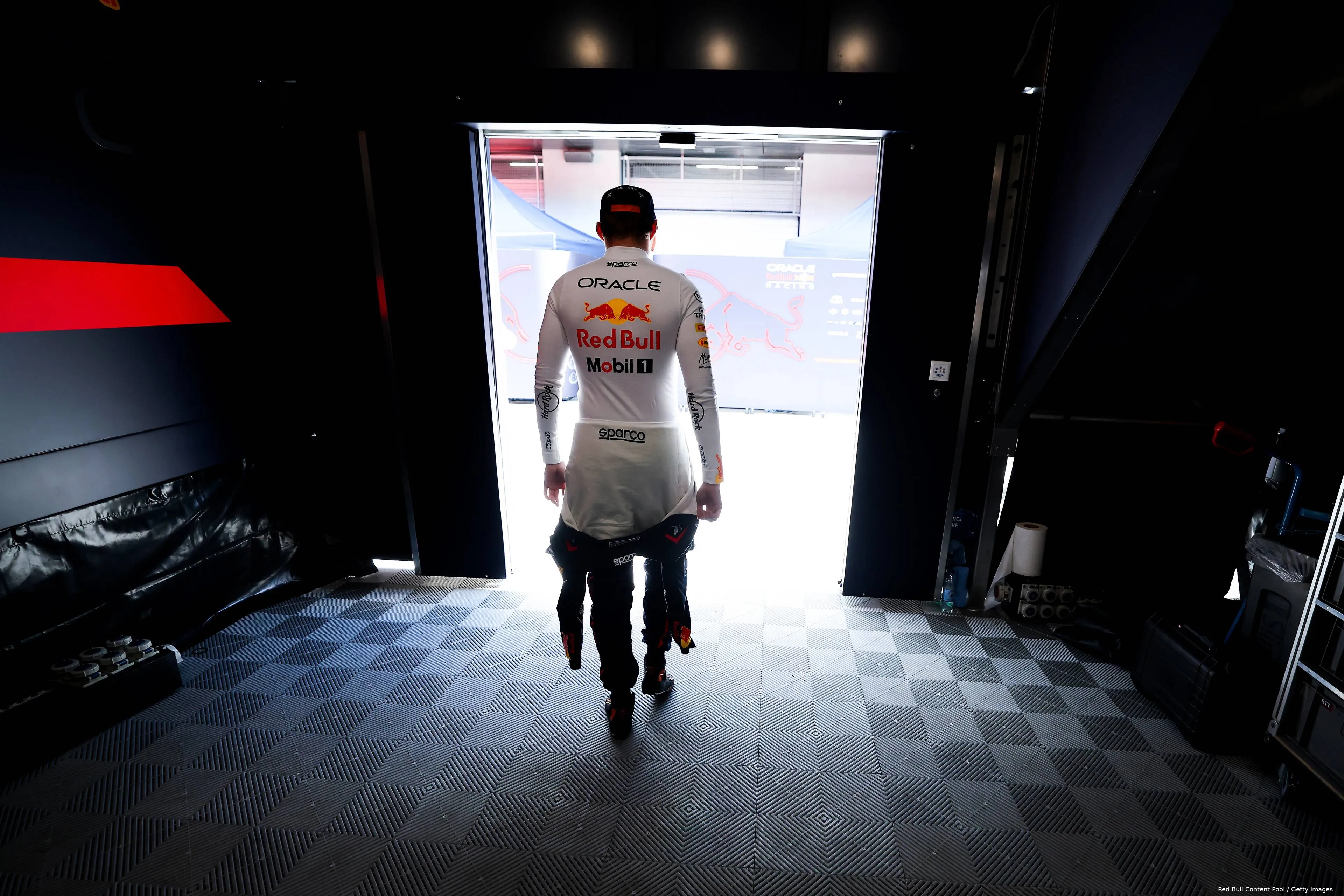 max verstappen weglopen exit red bull 2