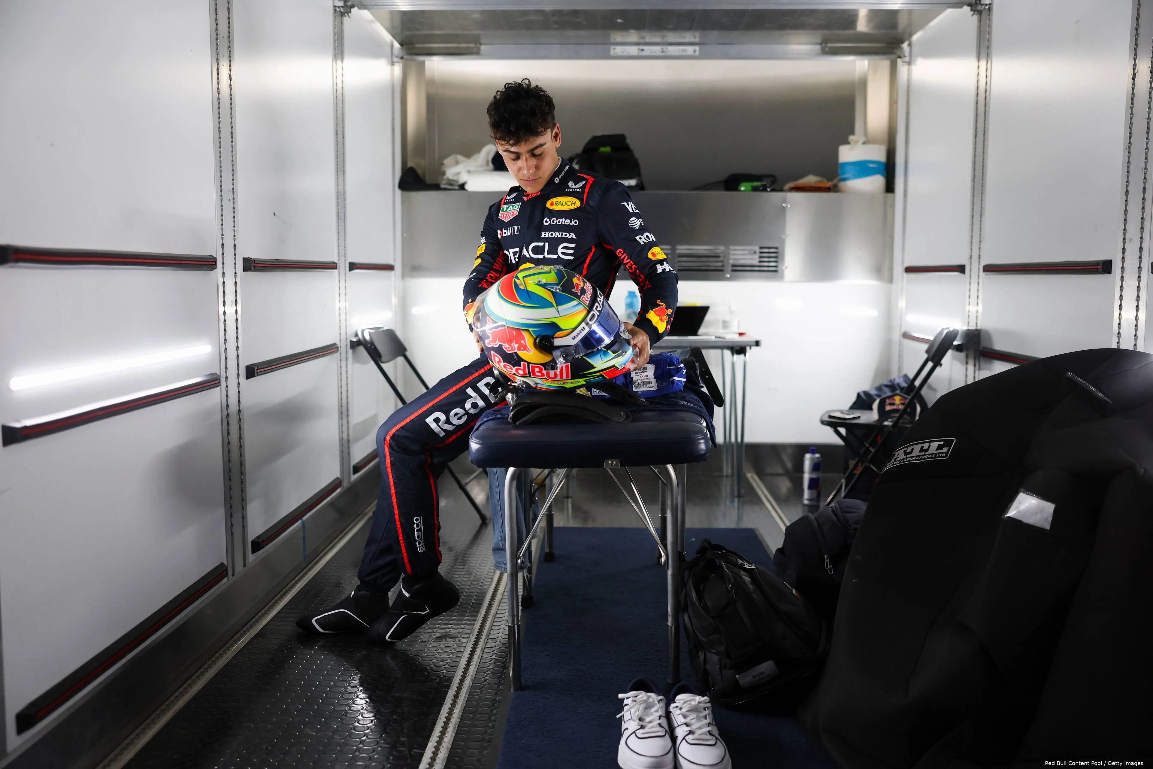 arvid lindblad silverstone red bull racing 12