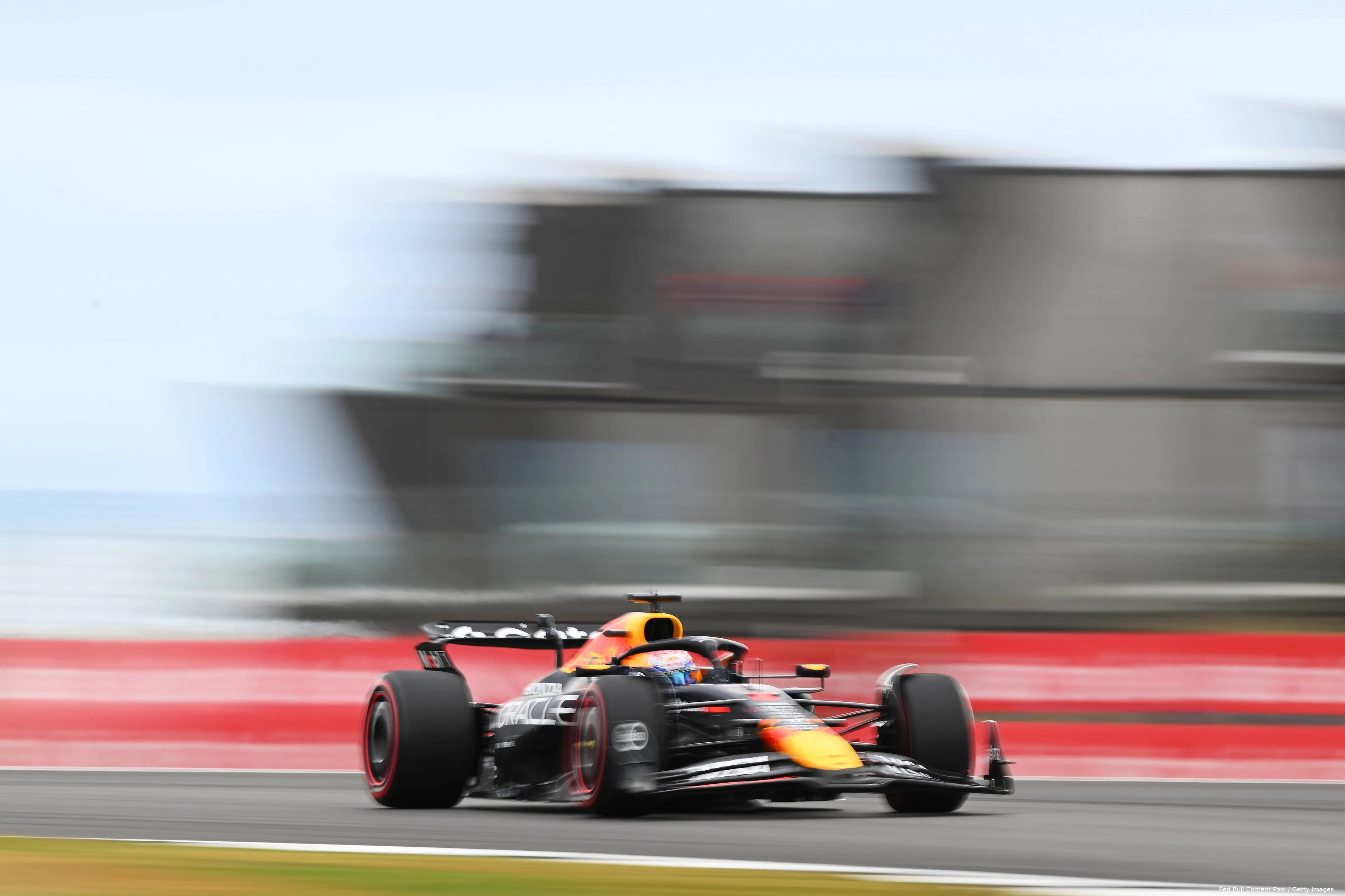 max verstappen rb21 red bull racing 2025 silverstone groot brittannie zaterdag training 8