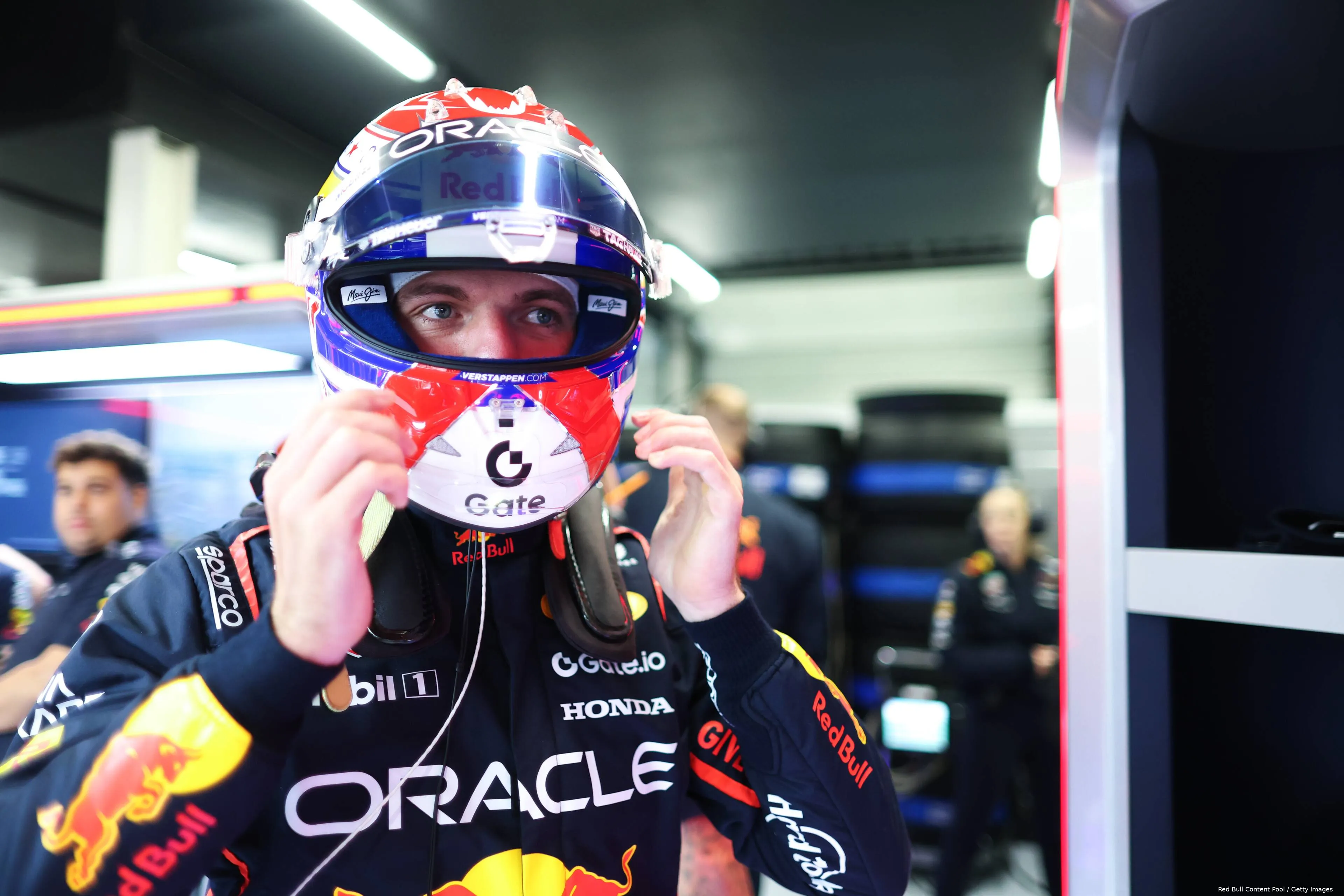 max verstappen red bull racing 2025 silverstone groot brittannie zaterdag kwalificatie helm 3