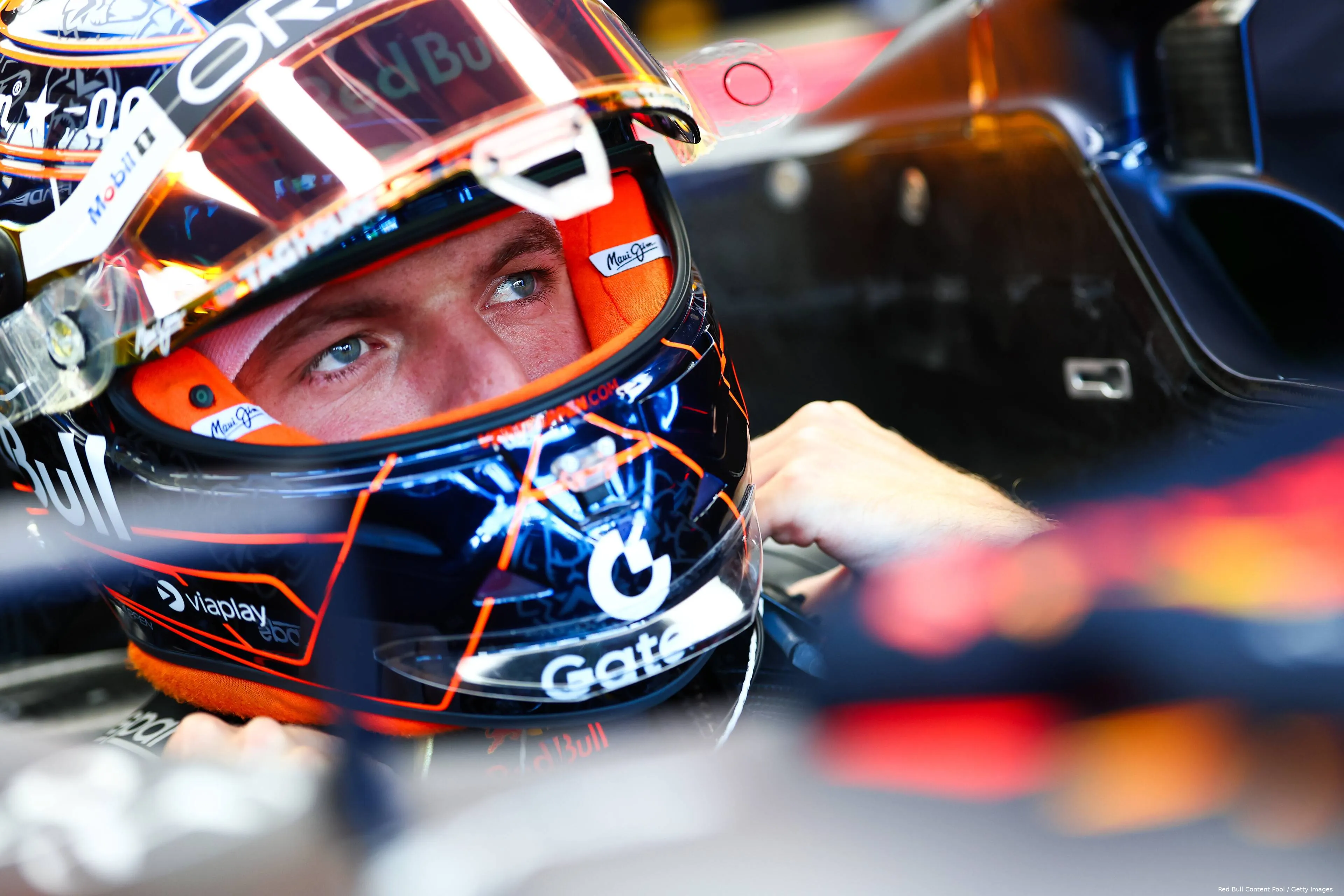 max-verstappen-red-bull-racing-2025-nederland-zandvoort-zaterdag-training-helm-1