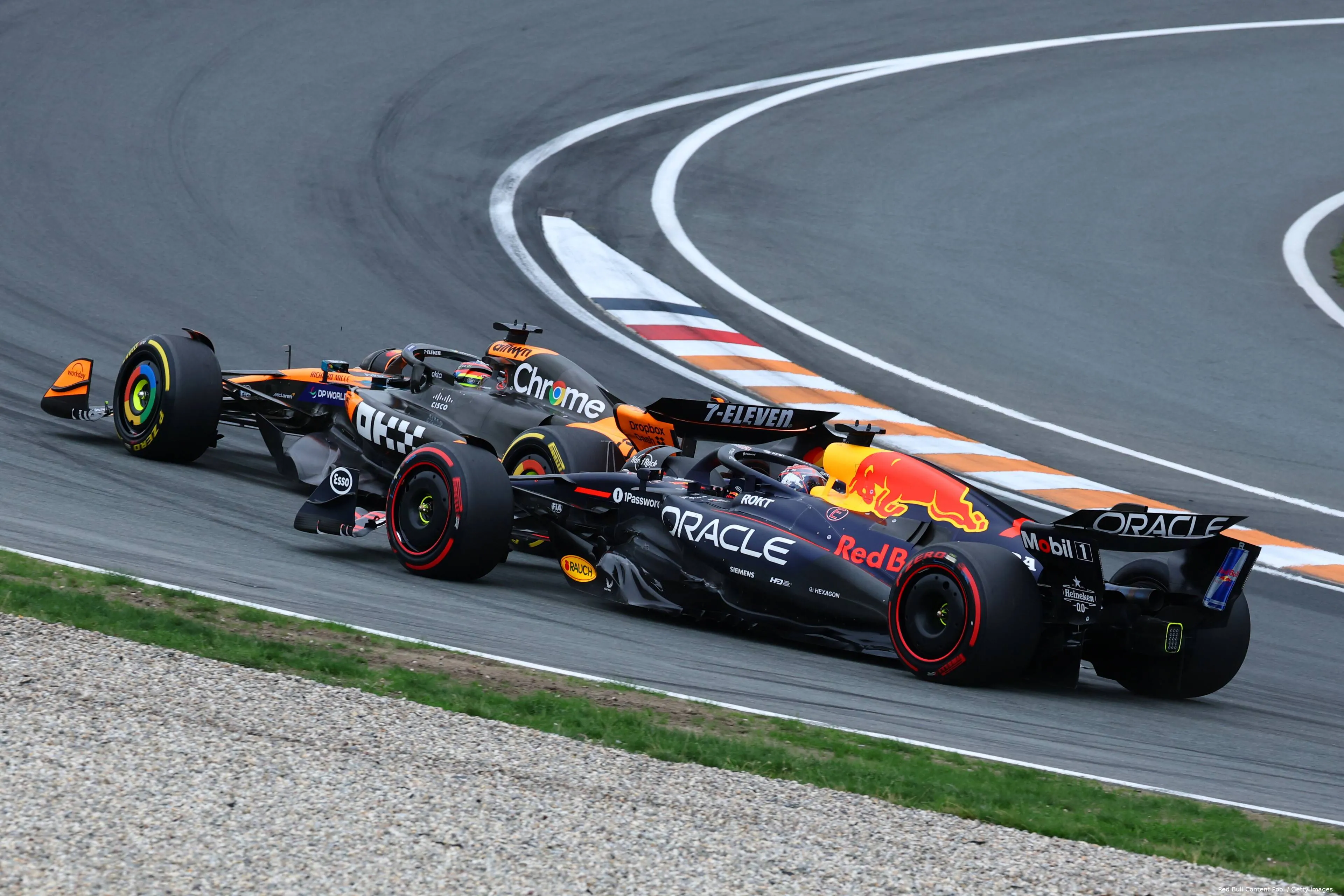 Verstappen-Zandvoort-Nederland_Red Bull-1838838-Norris