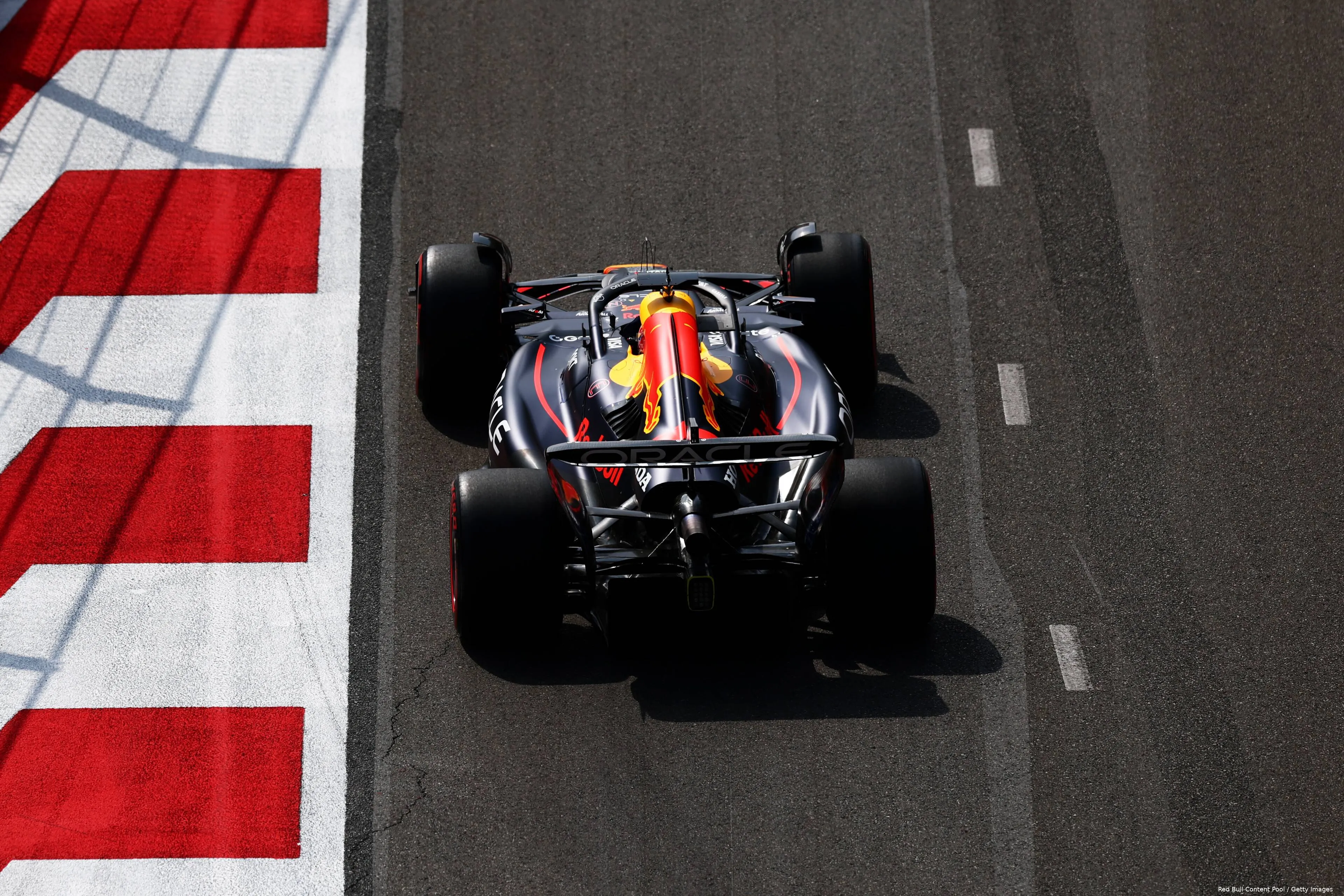 max-verstappen-bakoe-azerbeidzjan-vrijdag-2025-1-red-bull-racing-rb21-1235