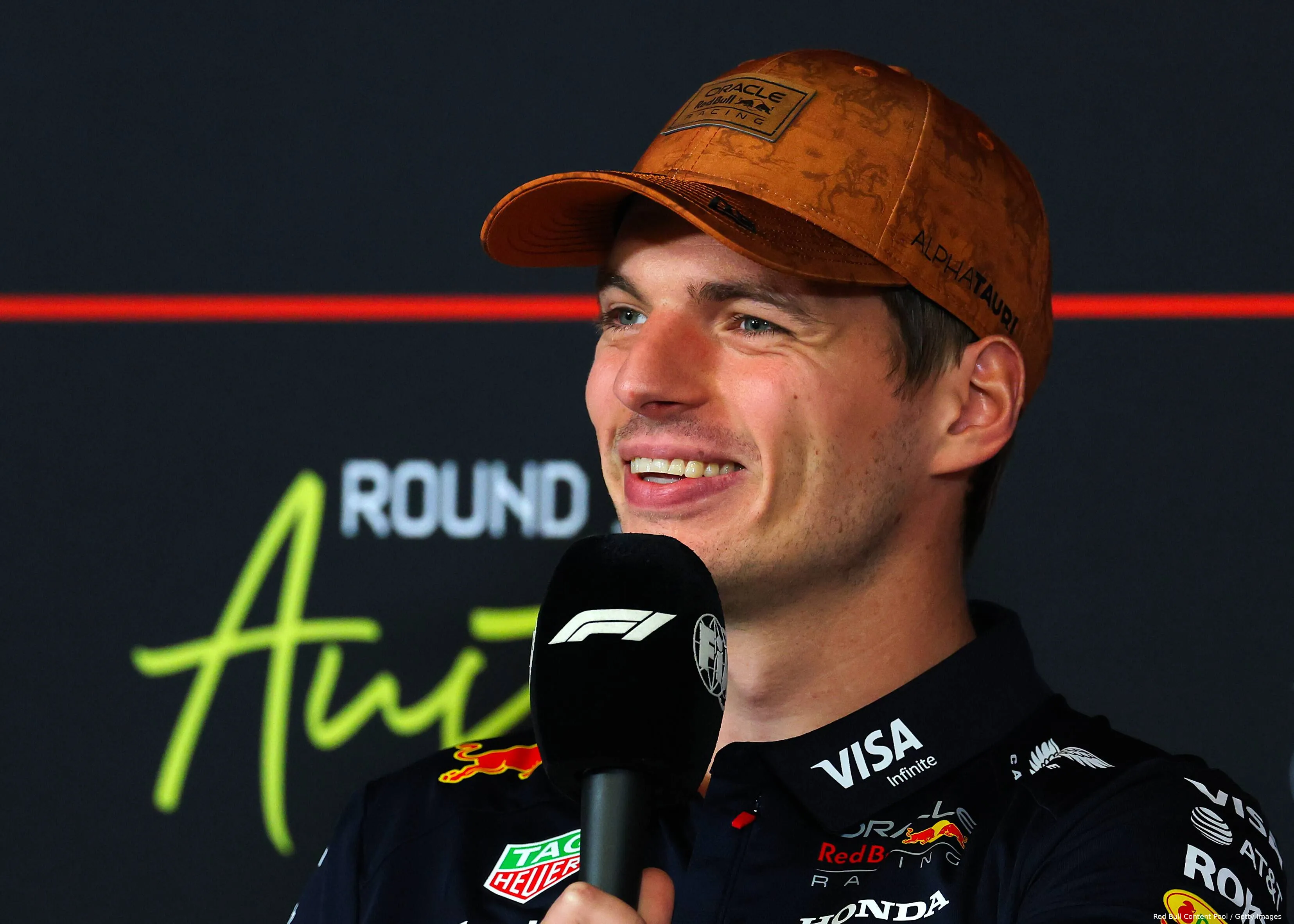 max-verstappen-red-bull-racing-cota-2025-14