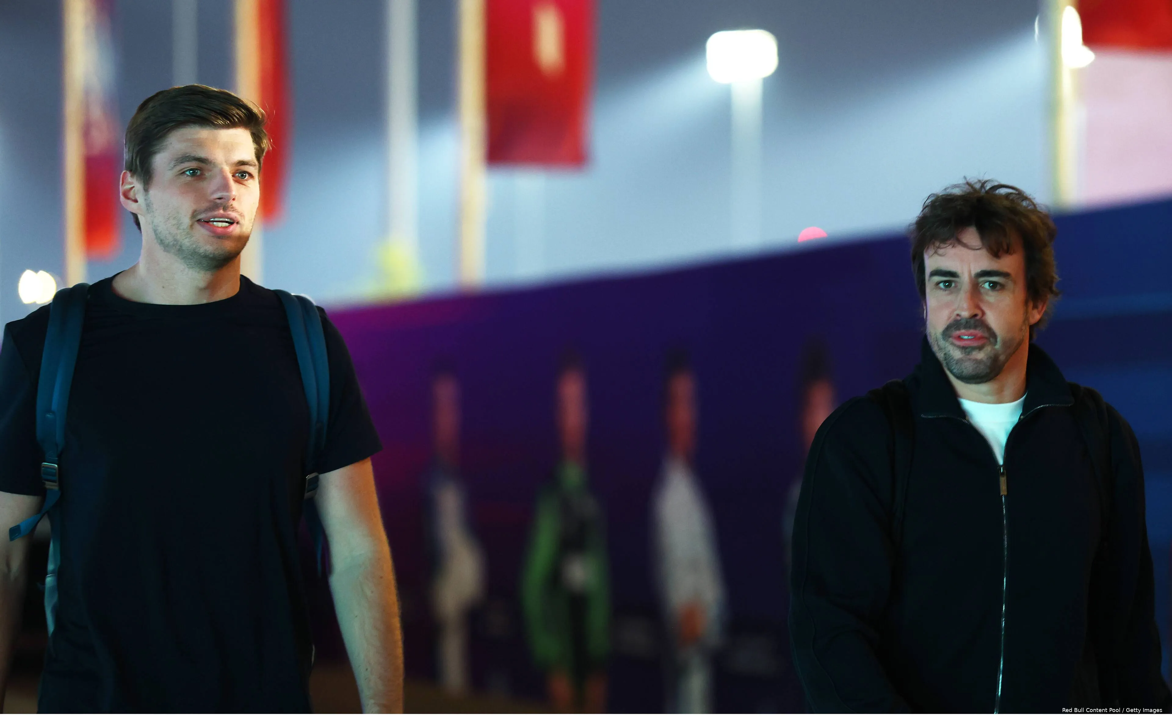 max-verstappen-red-bull-racing-donderdag-qatar-2025-12-fernando-alonso