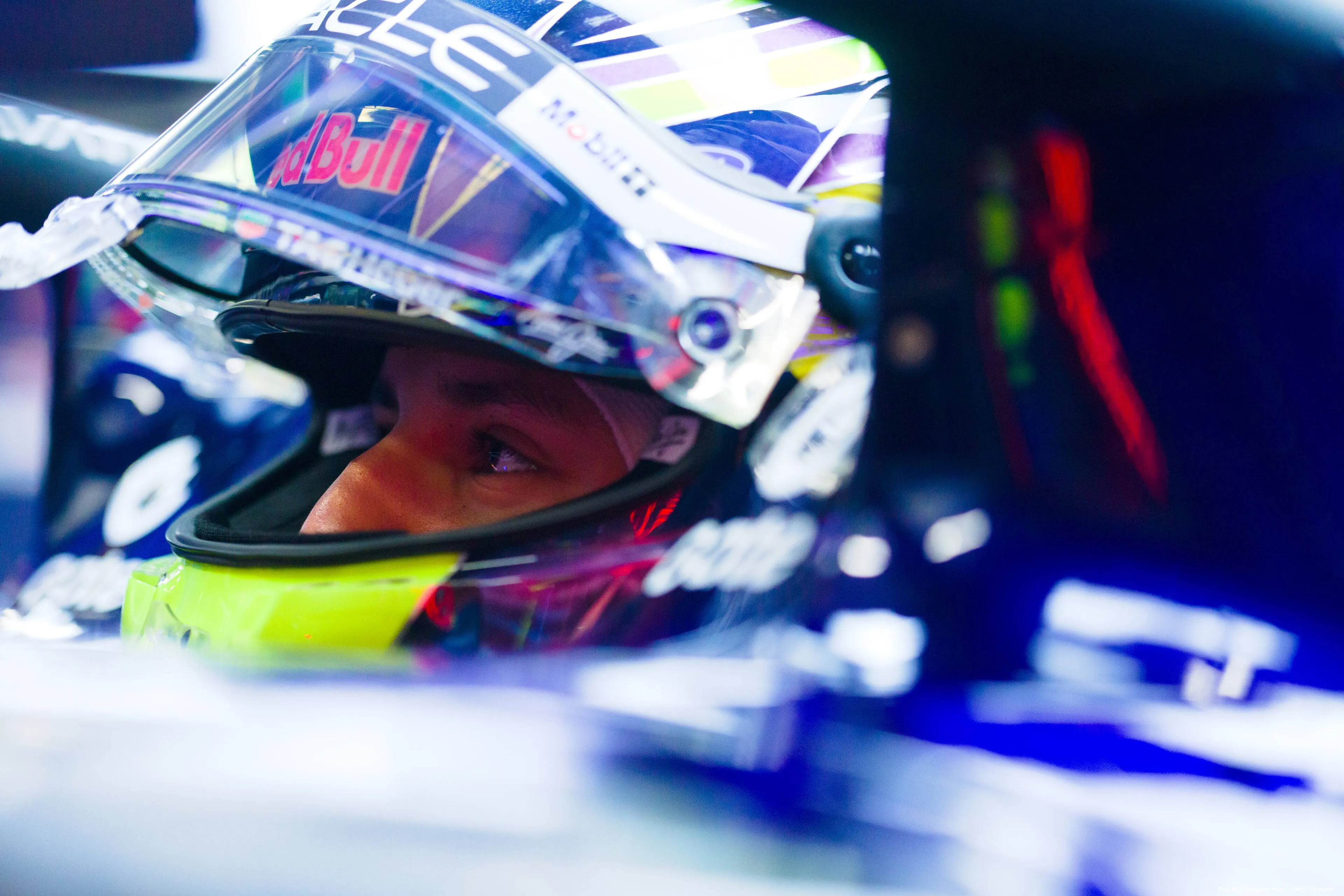 Hadjar-Shakedown-Barcelona-Red Bull-2