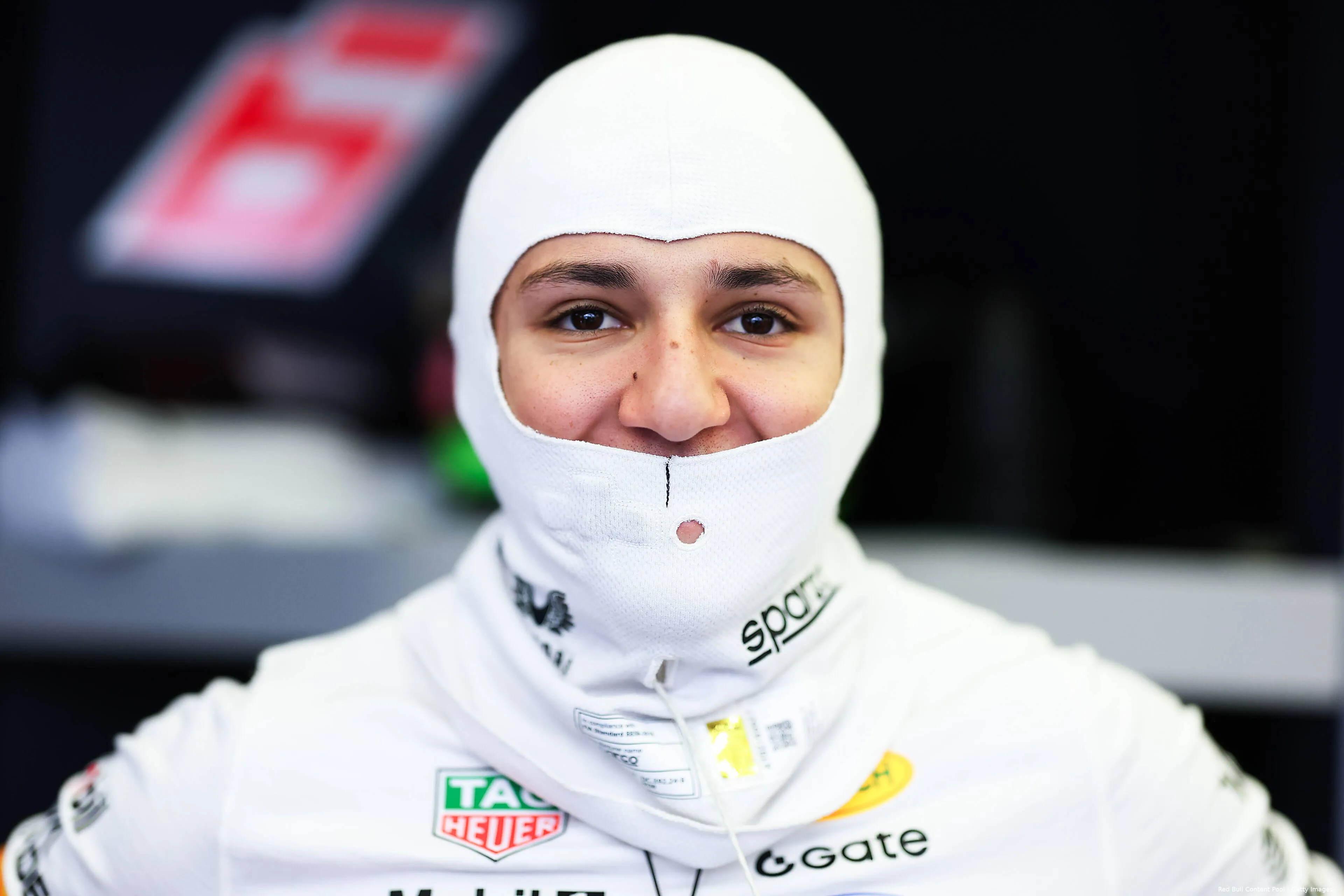 isack-hadjar-red-bull-racing-wintertest-13