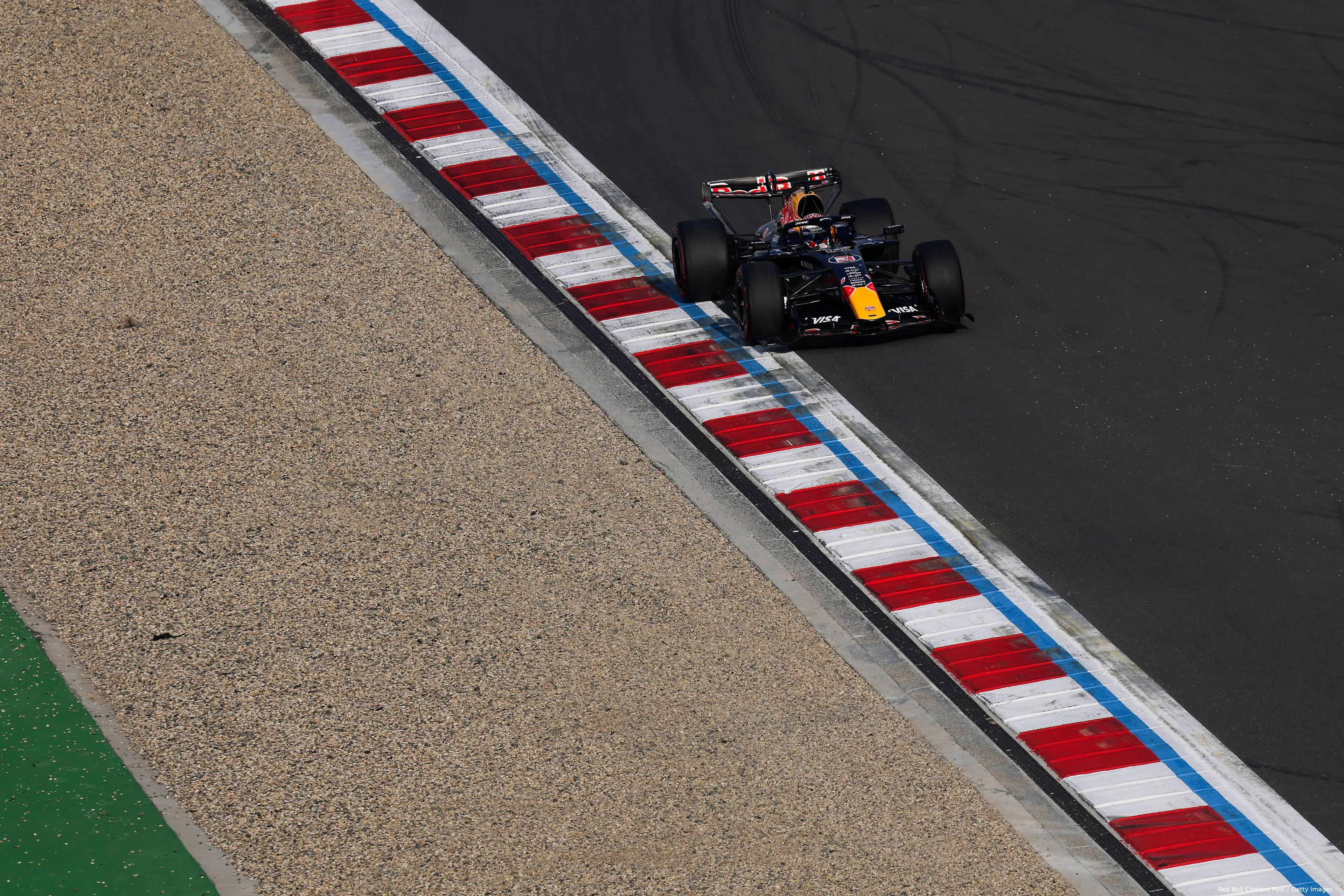 max-verstappen-red-bull-racing-china-vrijdag-511