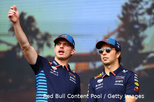 max verstappen singapore zaterdag 1212 1 sergio perez