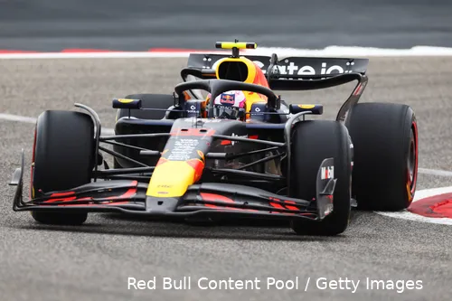 liam lawson rb21 red bull racing bahrein wintertest 2025 15