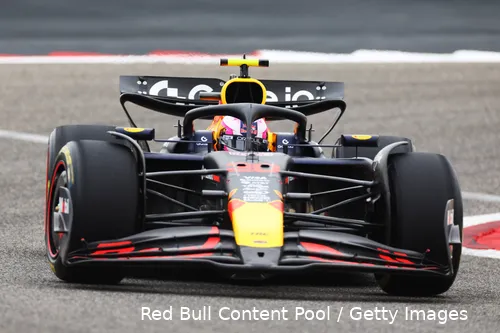 Lawson had op de eerste dag in Australië veel problemen met grip.