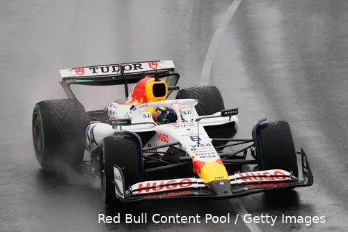 Het liep in de regen al snel mis voor Hadjar.