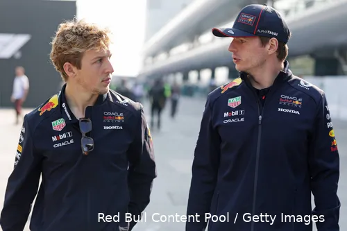 liam lawson max verstappen china fan forum 18