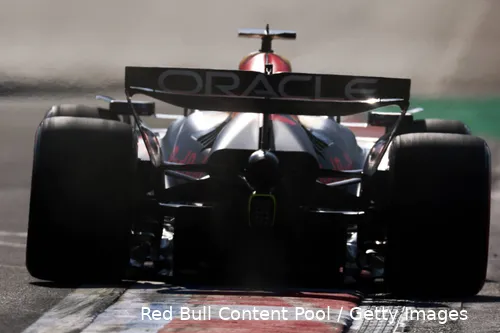 max verstappen red bull racing rb21 china kerbstone 124