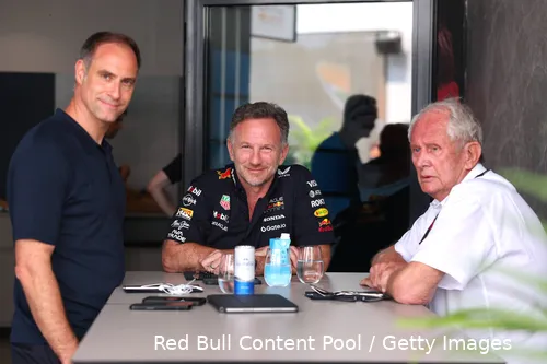 christian horner oliver mintzlaff red bull racing saoedi arabie 1 helmut marko