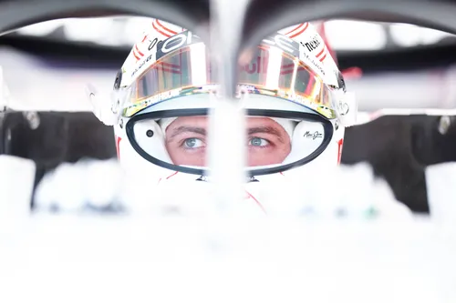 max verstappen red bull racing japan vrijdag