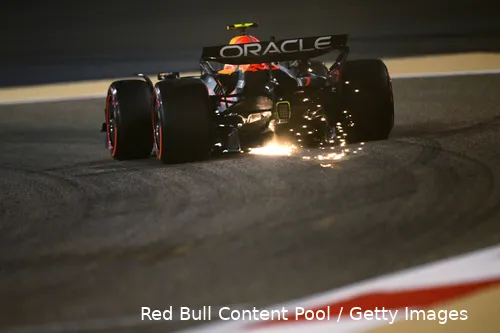 <i>Tsunoda heeft nog moeite om consistent te kunnen presteren in deze auto.</i>