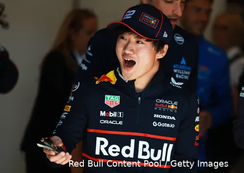 <i>Tsunoda houdt wel van eten.</i>