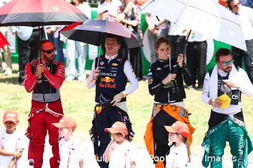 spanje 2025 isack hadjar charles leclerc lewis hamilton max verstappen oscar piastri zon warm fernando alonso 13