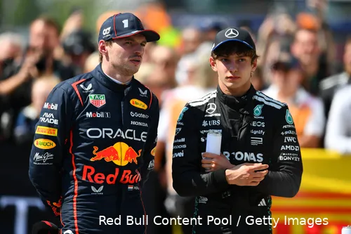 Antonelli en Verstappen kunnen het goed met elkaar vinden.