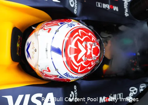 max verstappen red bull racing 2025 silverstone groot brittannie zaterdag kwalificatie helm 1