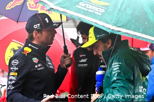 max verstappen red bull racing esteban ocon haas fernando alonso aston martin 2025 silverstone groot brittannie zondag drivers parade