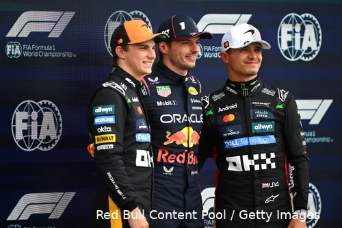 max verstappen red bull racing oscar piastri lando norris top drie zaterdag kwalificatie silverstone groot brittannie 2025 2