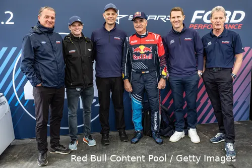 ford-mark-rushbrook-2024-1-carlos-sainz-senior