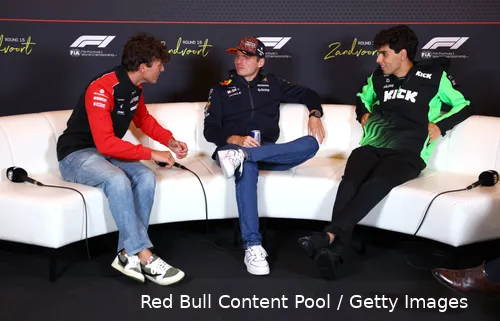 max-verstappen-red-bull-racing-donderdag-zandvoort-nederland-2025-1-persconferentie-gabriel-bortoleto-oliver-bearman-12