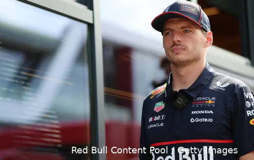 verstappen-red-bull-hongarije-zaterdag-1