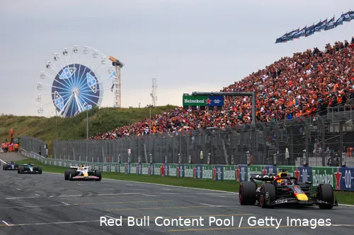Verstappen-Red Bull-Zandvoort-Nederland-Red Bull-1