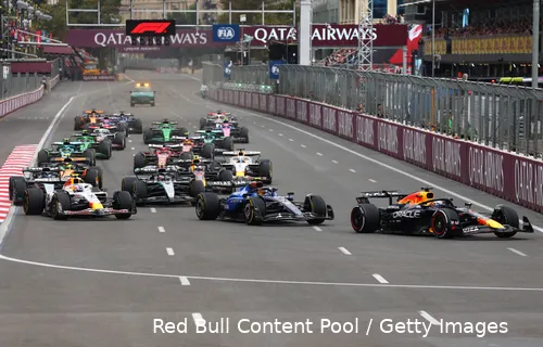 max-verstappen-red-bull-racing-bakoe-zondag-azerbeidzjan-2025