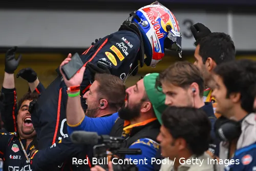 max-verstappen-red-bull-racing-bakoe-zondag-azerbeidzjan-2025