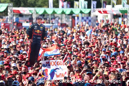 max-verstappen-red-bull-racing--italië-monza-zaterdag-1-fans