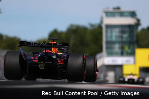 max-verstappen-red-bull-racing-monza-italië-rb21-1-achtervleugel-productie-gesneden