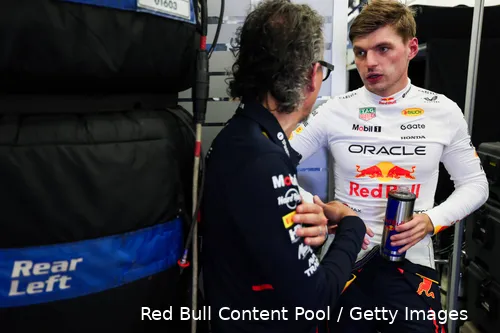 Verstappen-Bakoe-Red Bull-Azerbeidzjan-2-Mekies