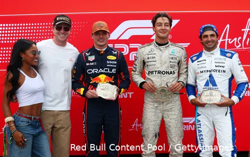 max-verstappen-george-russell-carlos-sainz-red-bull-mercedes-williams-austin-zaterdag (9)