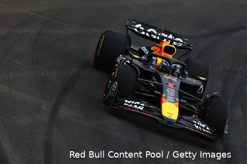 max-verstappen-red-bull-racing-2025-vt3