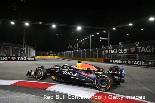 max-verstappen-red-bull-racing-rb21-singapore-vrijdag-118