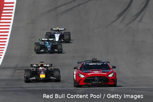 safety-car-cota-max-verstappen-george-russell-carlos-sainz