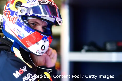 Verstappen-training-Abu Dhabi-Red Bull-1